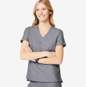 Figs Salima scrub top